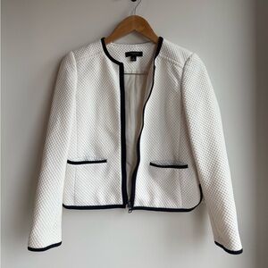 Ann Taylor Women's White Quilted Jacket Size 2P
